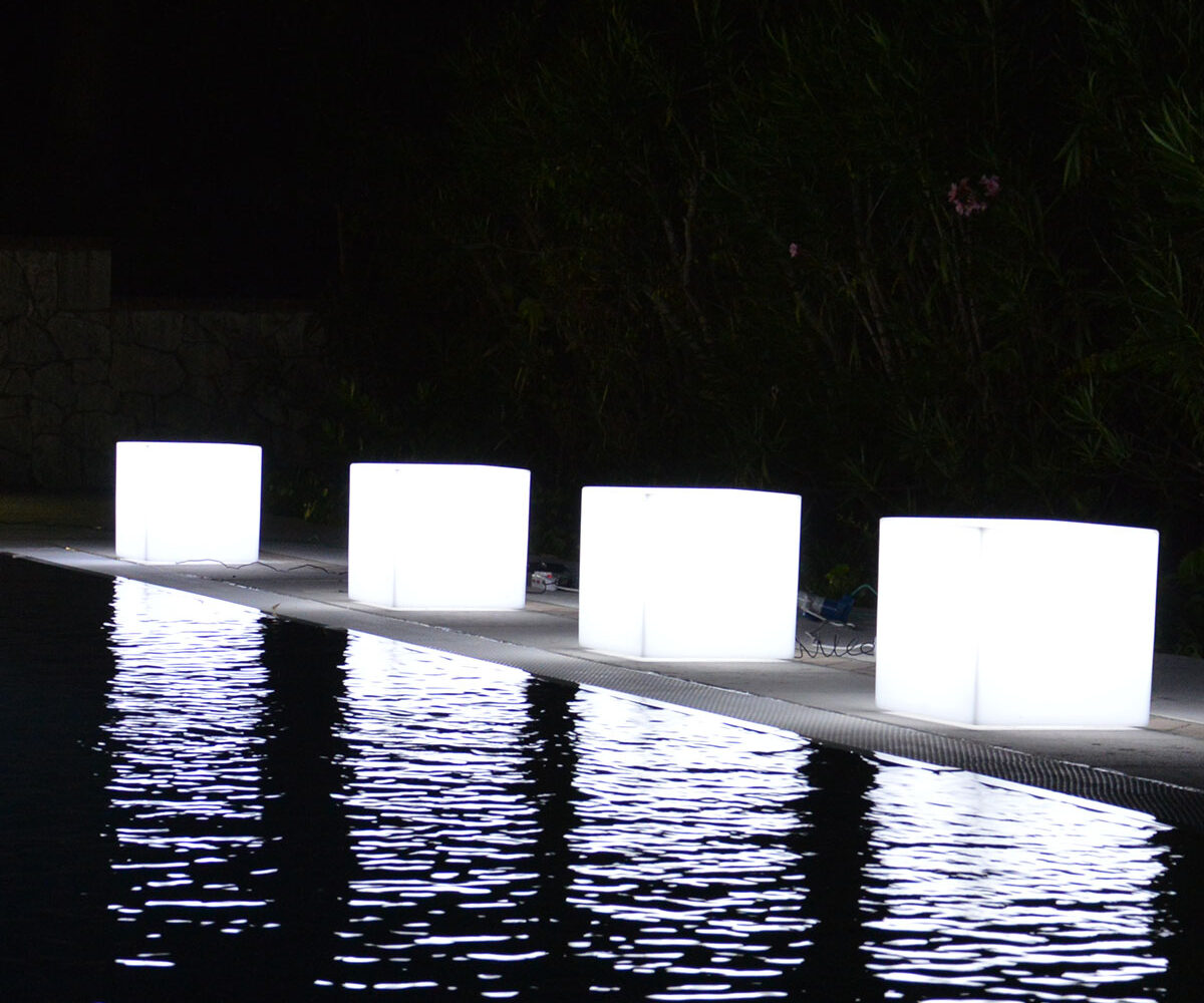 cubi luminosi led per esterni