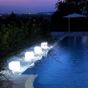 cubi luminosi da giardino