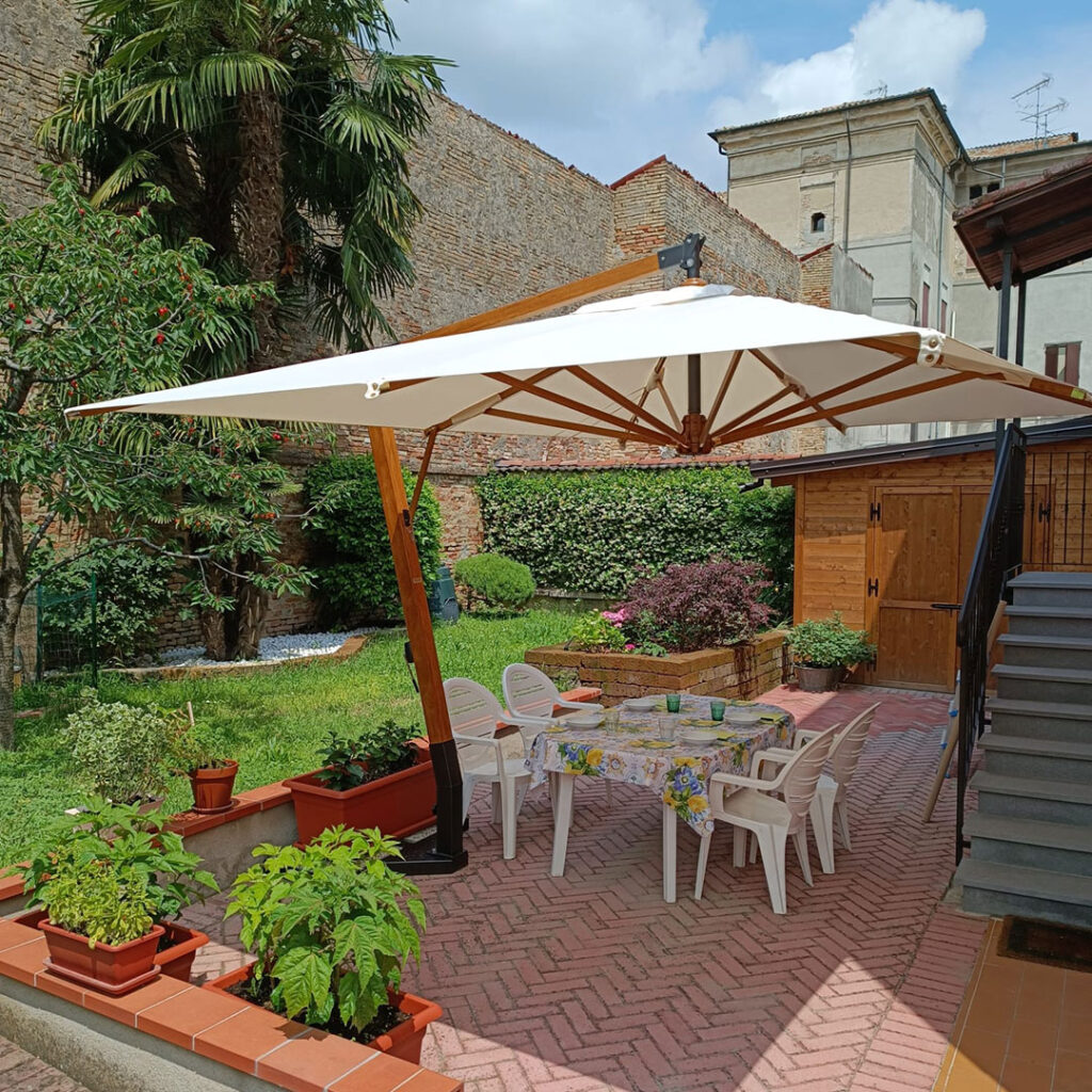 Ombrellone decentrato da giardino mod. Tokyo 3×4 mt