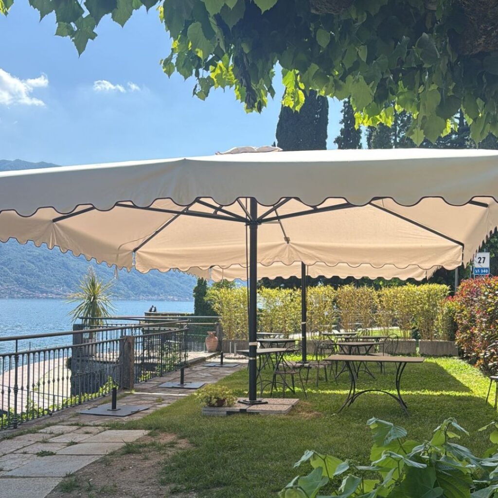 Ombrelloni mod. DUBAI 6×6 mt. mantovana personalizzata